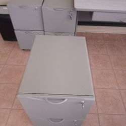 File Cabinets (crismon And Brown Rd)