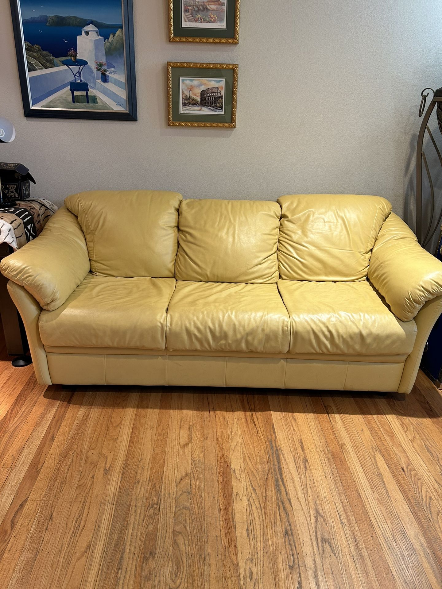 Butter couch