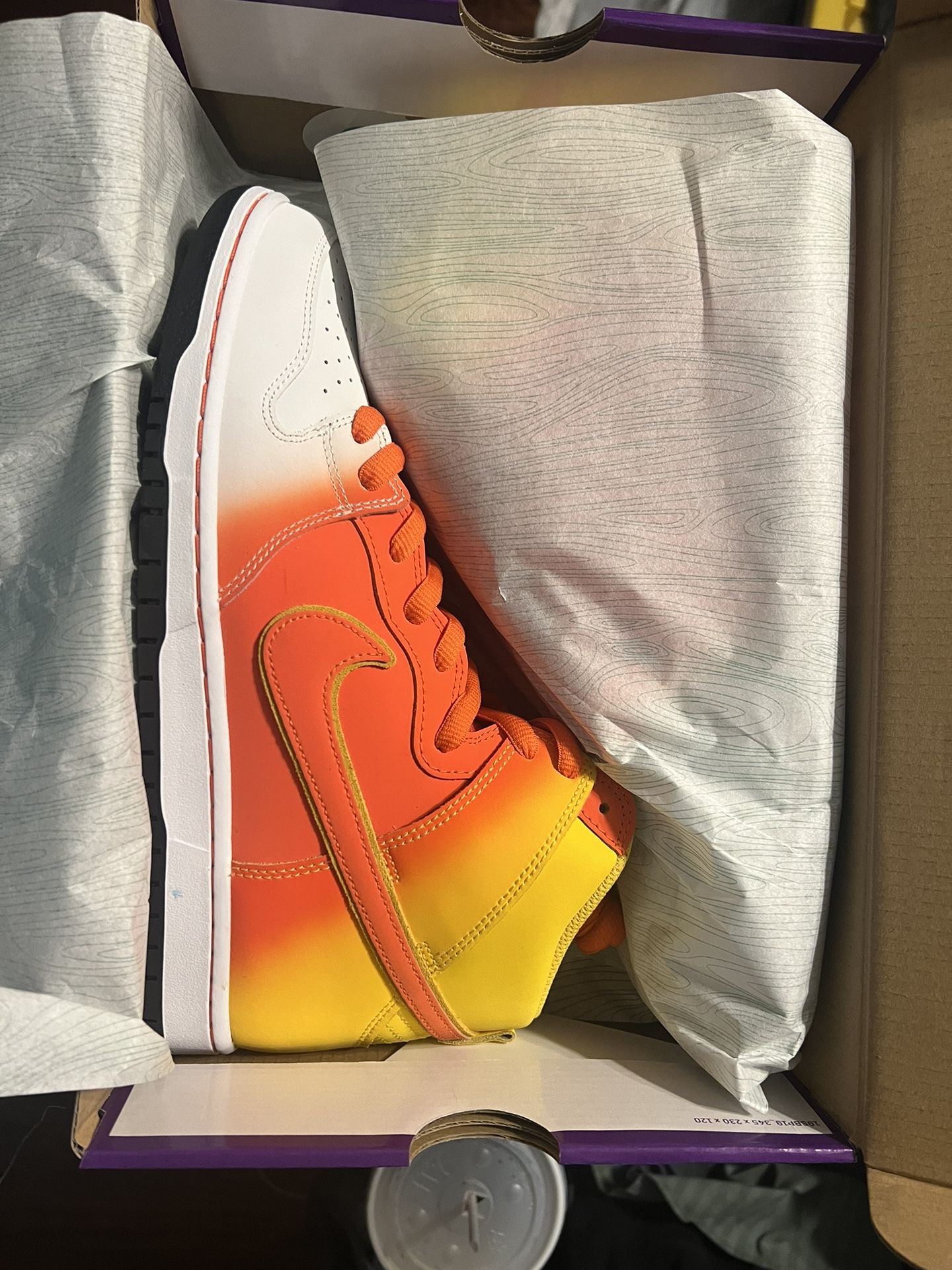 SB Dunk High Sweet Tooth