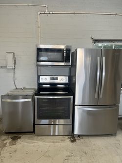 ๐ฅ WHIRLPOOL 4-PIECE KITCHEN PACKAGE! ๐ฅ