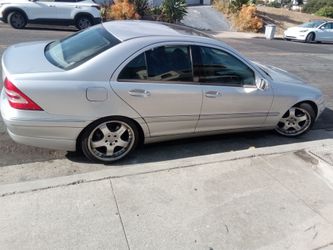 Mercedes Benz