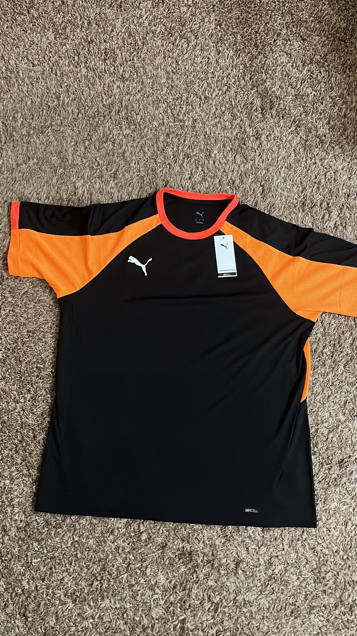 Price Drop! $45 XL Puma Jersey