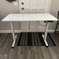 Automatic Standing Desk