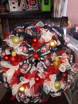 Made to order NFL ,MLB, NBA CHRISTMAS wreaths