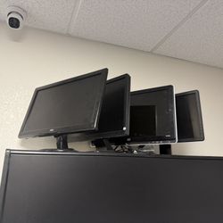 Monitors 19” $20
