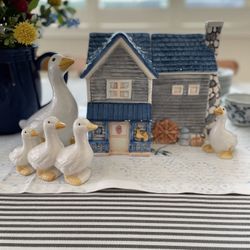 Vintage Collectable Cookie Jars And Duck Family! 