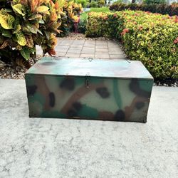 Army Trunk