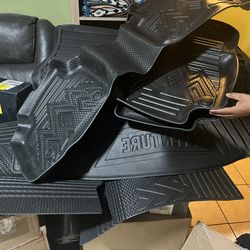 Toyota RAV4 Mats