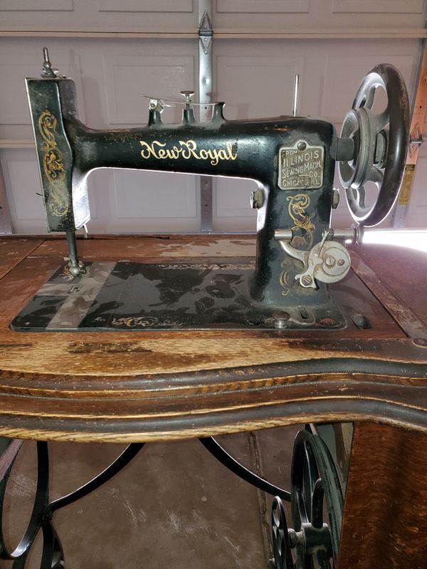New Royal sewing machine for Sale in Glendale, AZ OfferUp