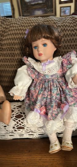 Vintage Doll Music Box