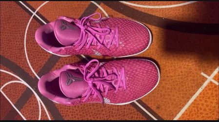 Kobe breast cancer pink