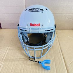 Riddell Speed Classic Youth Medium White Football Helmet Medium Year 2024 R41199