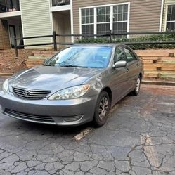 TOYOTA CAMRY