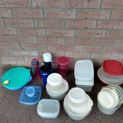 NICE ASSORTED FOOD STORAGE CONTAINERS ETC.
