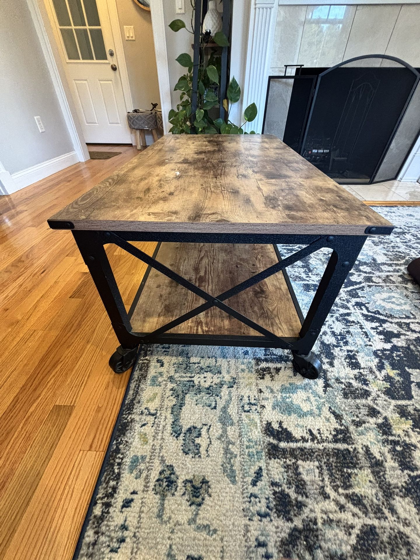 Coffee table - Iron And Wood