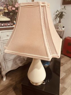 Table lamp