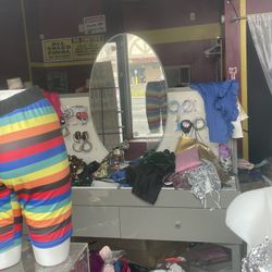 Mirror Display /table 