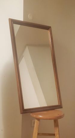 WALL MIRROR