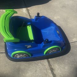 FLYBAR FUNPARK RACER RIDE-ON BUMPER CAR VEHICLE KIDS TODDLERS 