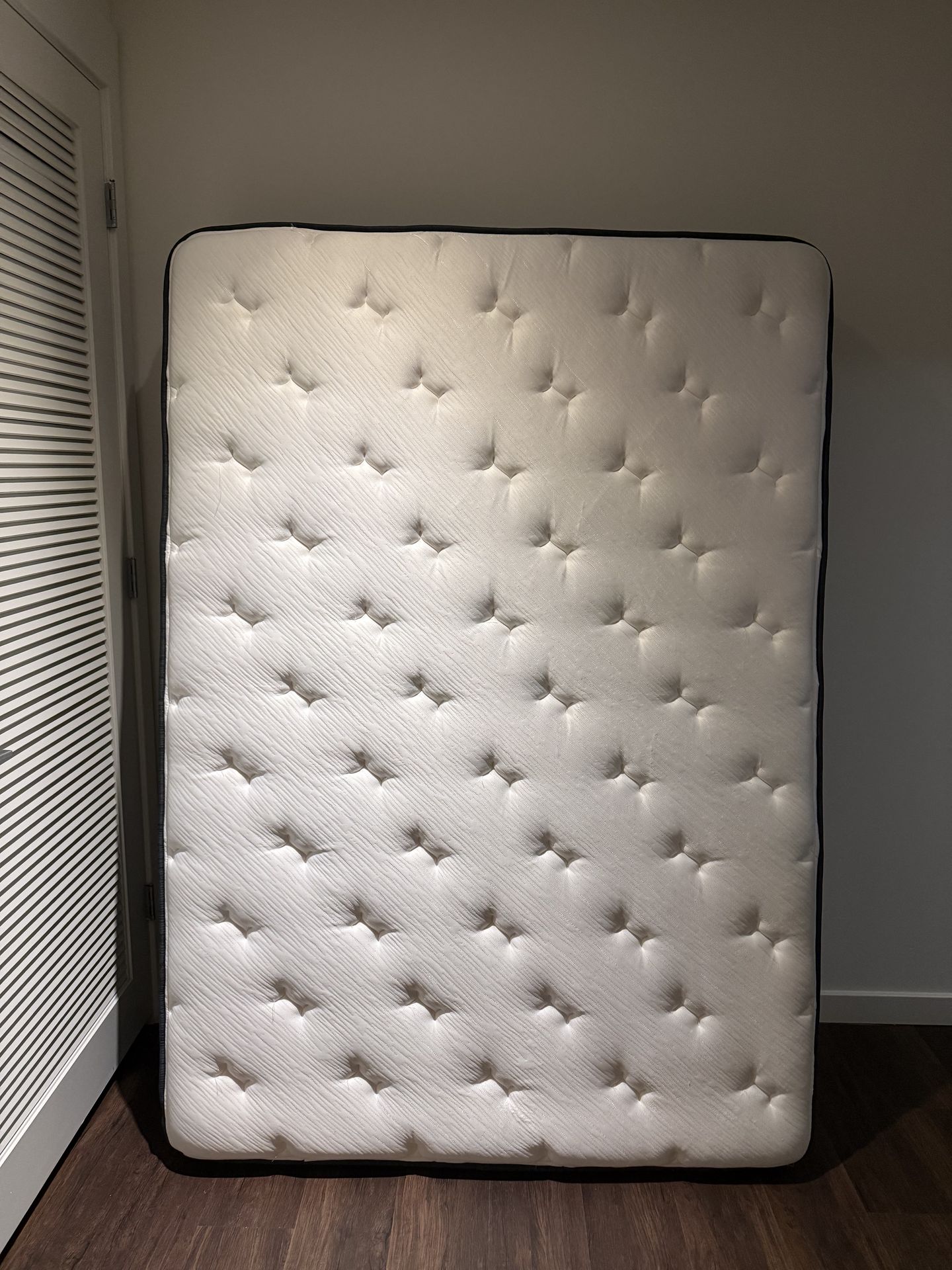 Pleasant Full Size Mattress and Box Spring