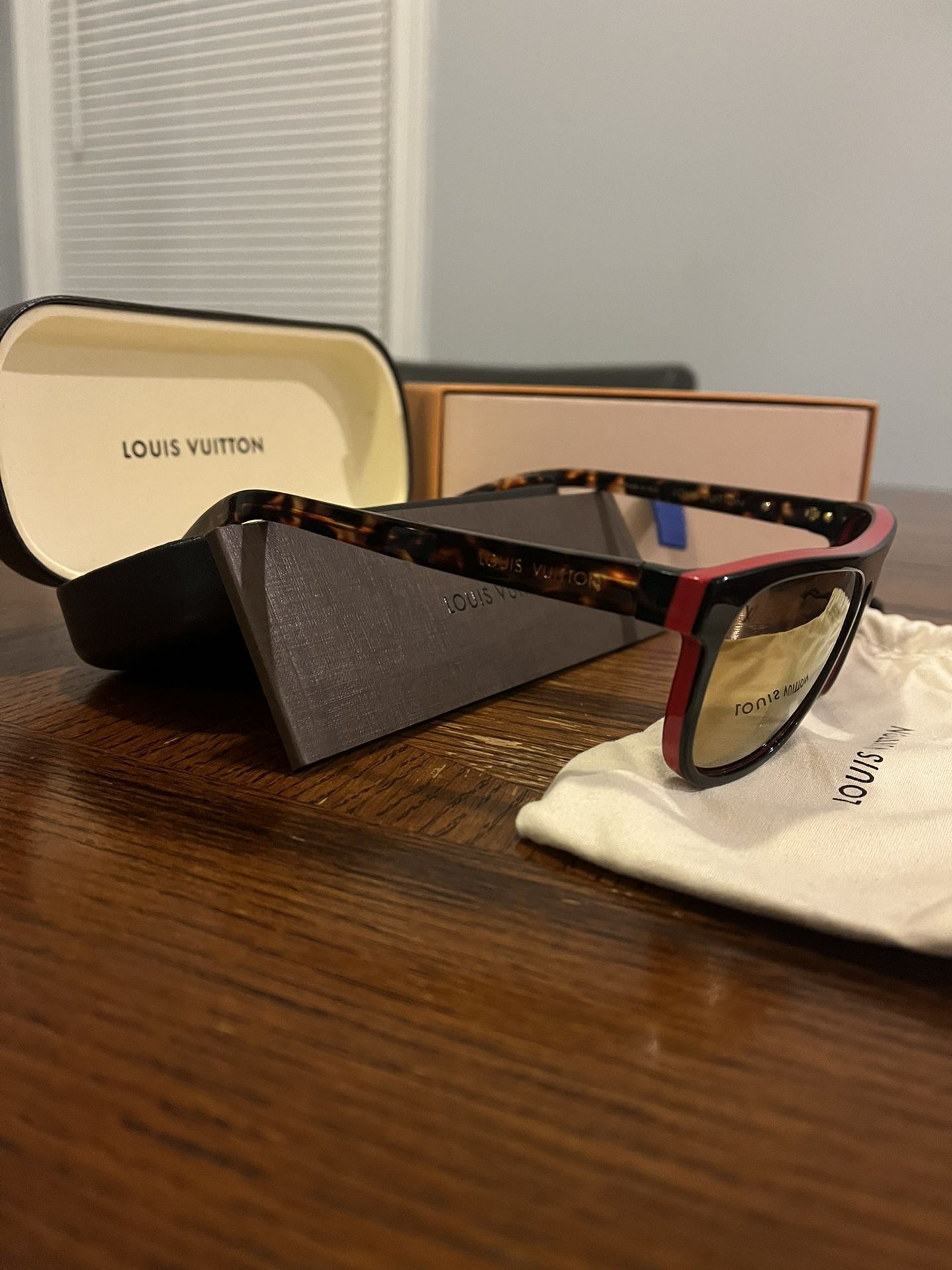 Louis Vuitton Sunglasses- Unisex for Sale in Katonah, NY - OfferUp