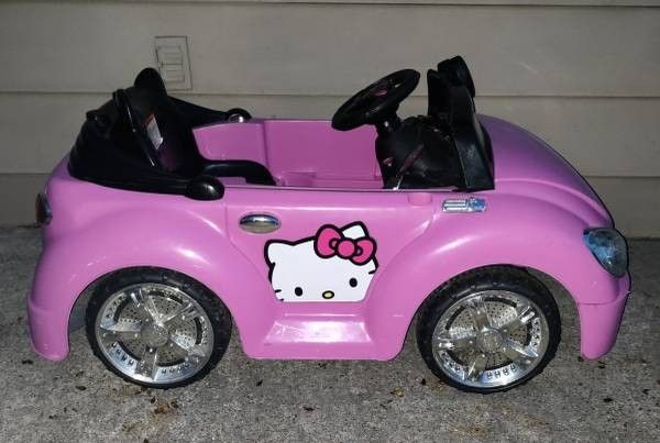 Hello Kitty Child Ride In Rechargeable Car! Hard to find toy