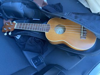 Mitchell MU40 Ukulele Natural