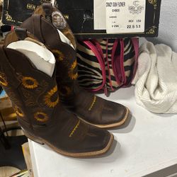 Cowgirl Boots 
