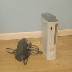 Xbox 360 With HDMI And Power Cord 60gb HDD
