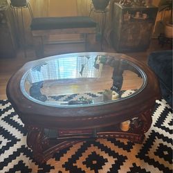 GLASS ROUND COFFEE TABLE