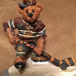 Boyd’s Bears & Friends /Puck...Slap shot Adorable      6$ Must Have For All Future Hockey StRs