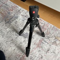 Manfrotto Tripod