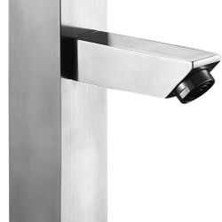 Single Hole Bathroom Faucet 