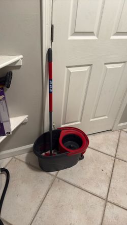 Mop and bucket