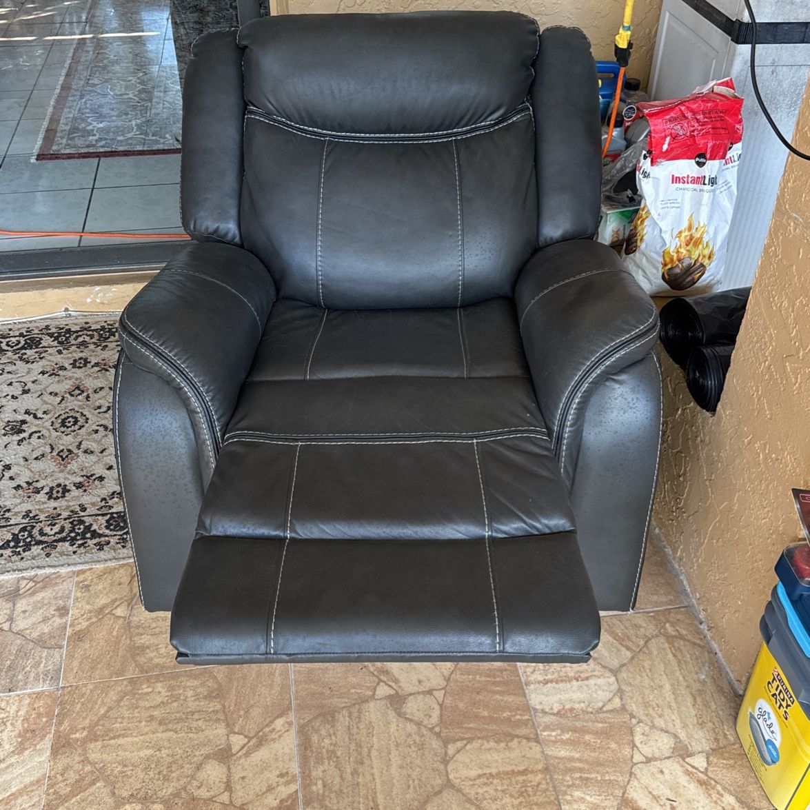Leather Recliner Chair. 