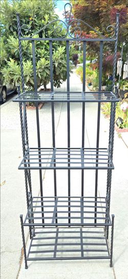 Heavy Wrought Iron 4-tier Baker's / Plant Rack