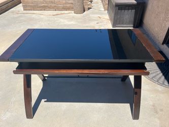 Computer desk