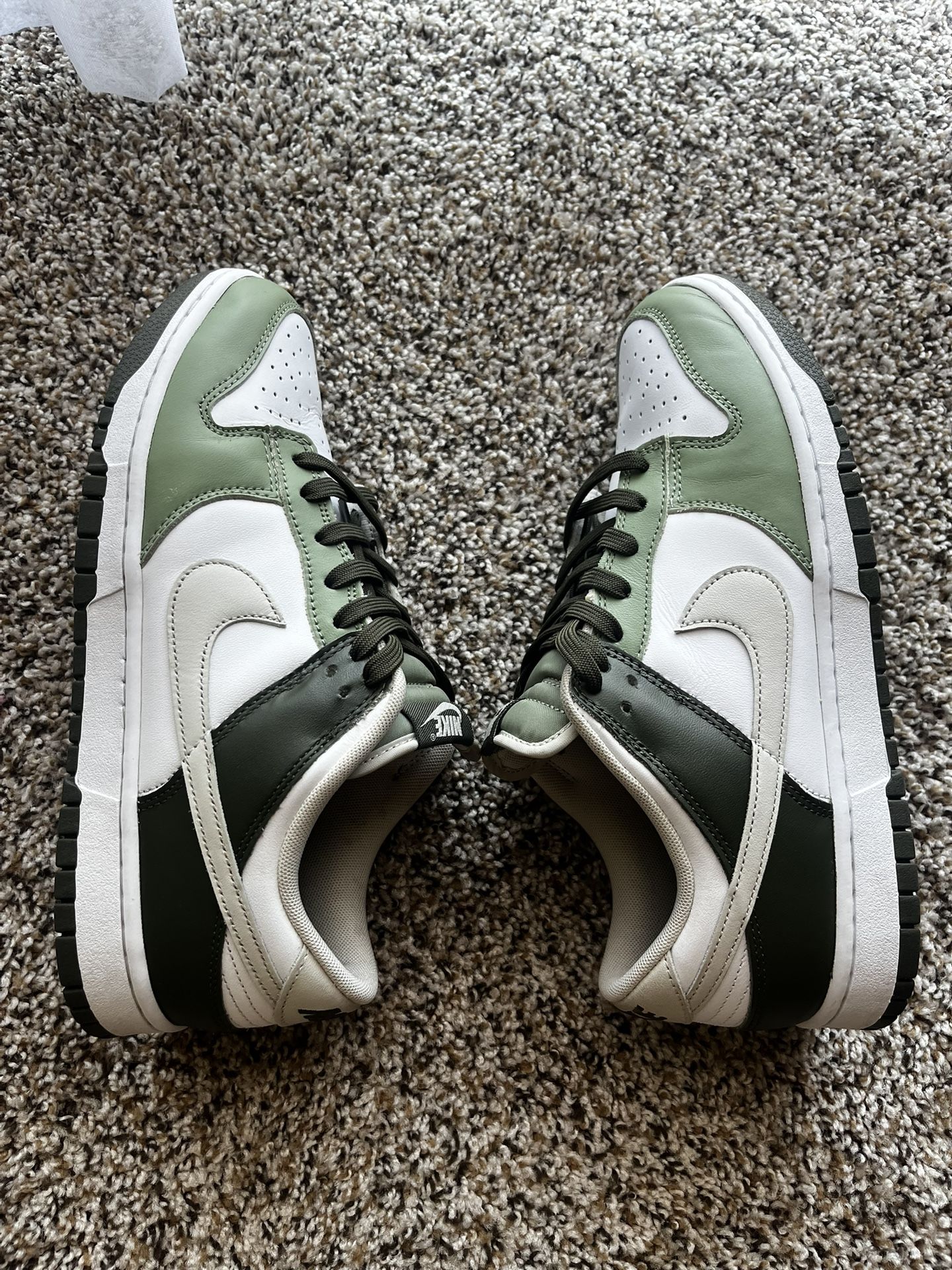 Nike Dunk Low Men’s 10.5 Oil Green