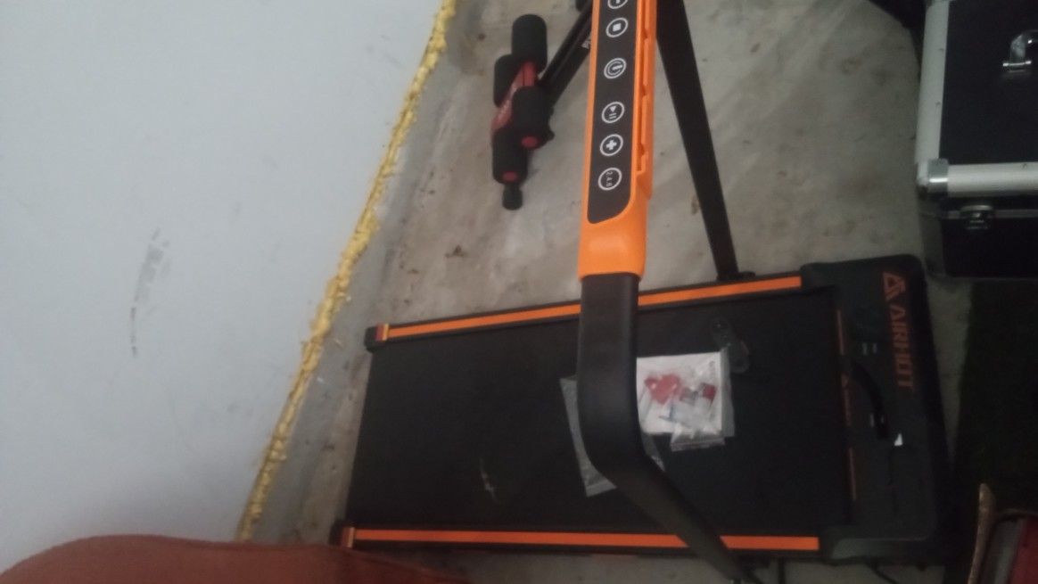 (Moving Sale) Work Out Equipment