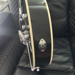 Guitarra eléctrica marca GRETSCH en buenas condiciones