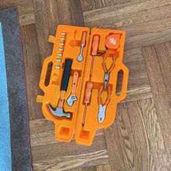 Truck Shaped Tool Box, Fully Functional Tool Set