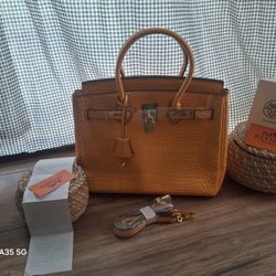 HERMES 