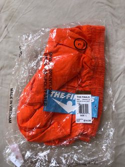 Men's Brand New Swim Trunks! Size L- Still in Package