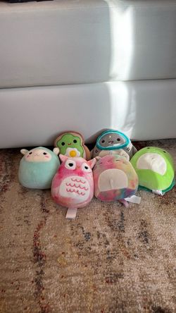 Pack of 6 small squishmallows