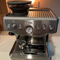 Breville Barista Express Espresso Machine w/ Built-In Grinder + EXTRAS