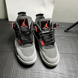 Jordan 4 Infared 