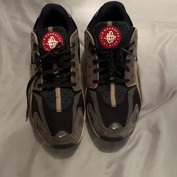 Nike Huarache Men 10