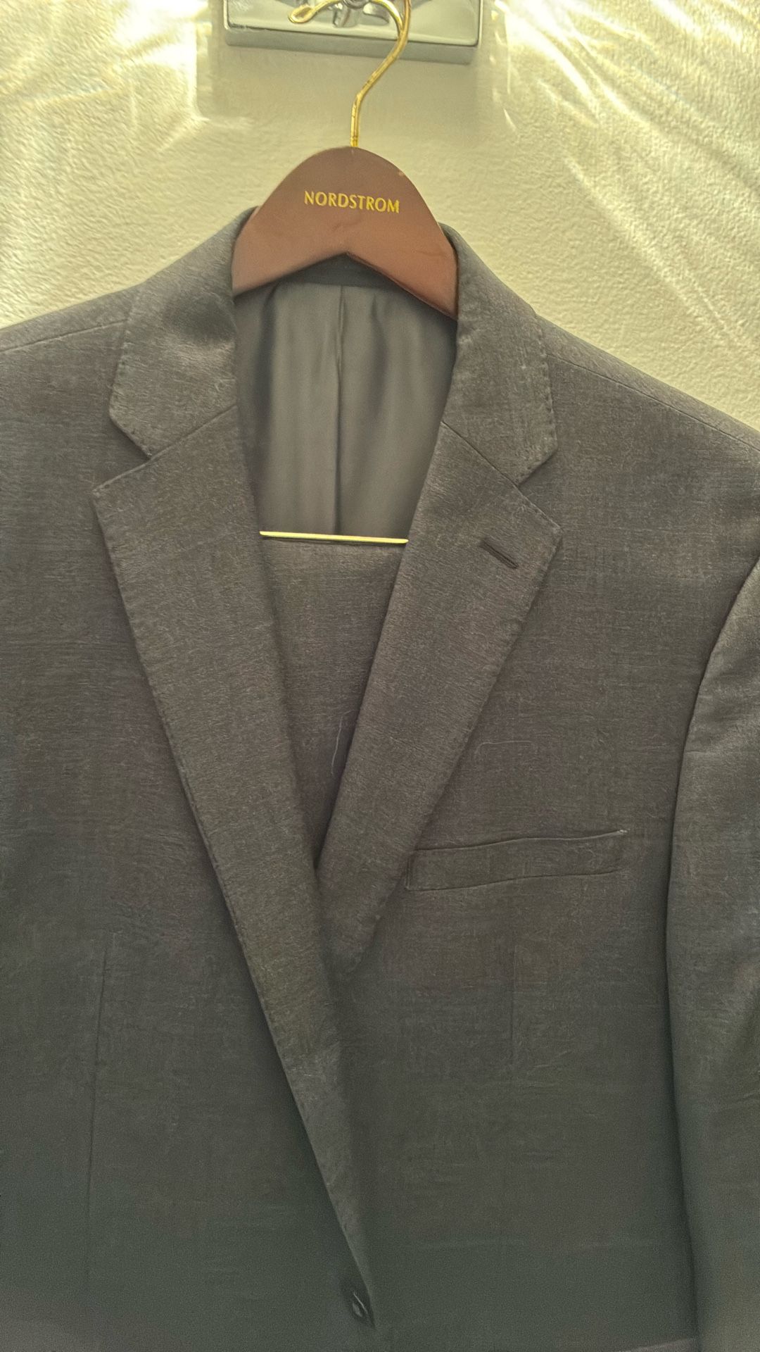 Men’s Suits, Like New.