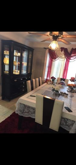 Table and China cabinet for Sale Dinning table and chairs kitchen