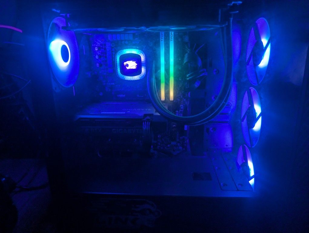 Intel i5-13600KF
32gb ram
Gaming PC